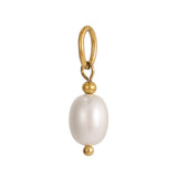 Vandfast Shell Vedhæng – Oval Shell Perle Med 18K Forgyldt Stål (15x7mm) - Uniq Perler - 118522