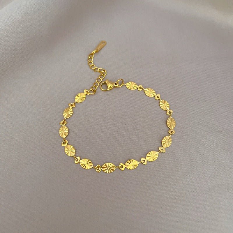 Vandfast Snowflake Armbånd – Forgyldt Stål (17+5cm) - Uniq Perler - 115179