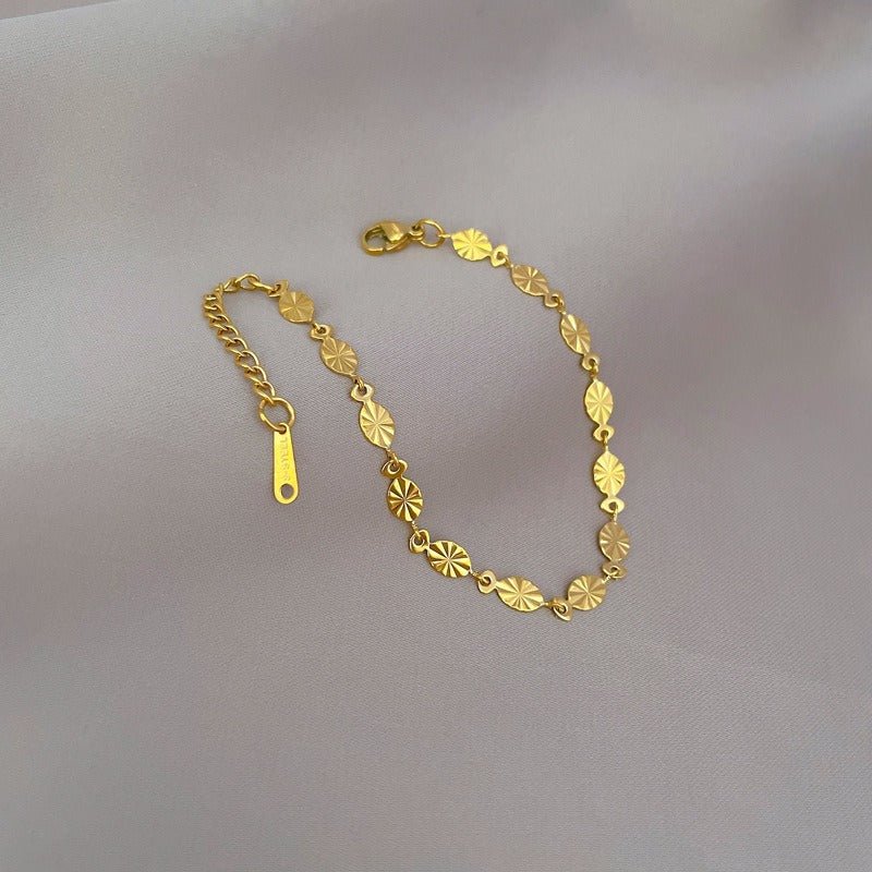 Vandfast Snowflake Armbånd – Forgyldt Stål (17+5cm) - Uniq Perler - 115179