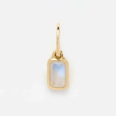 Vandfast Vedhæng Med Opal, 18K Forgyldt Stål (12x8mm) - Uniq Perler - 112359