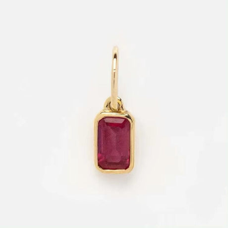 Vandfast Vedhæng Med Rubin - 18K Forgyldt Stål (12x8mm) - Uniq Perler - 112360