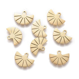 Vandfast Vifteformet Vedhæng, 18K Forgyldt Stål, (7,5x10mm) - Uniq Perler - 113847