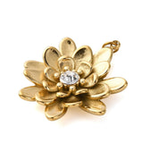 Vandfaste Blomster Vedhæng med Rhinsten – 18K Forgyldt Stål (26x23x4mm) - Uniq Perler - 