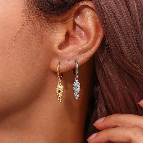 Vandfaste Creoler Med Smukt Organisk Vedhæng - Uniq Perler - 115586