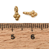 Vandfaste Drue Vedhæng – 18K Forgyldt Stål (8x4x3,5mm) 2 stk - Uniq Perler - 126258