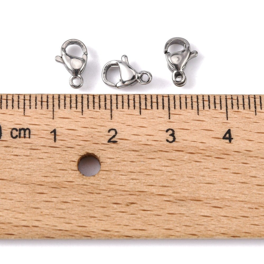Vandfaste Karabinlåse – Stål (9x6mm) 10 stk. - Uniq Perler - 126393