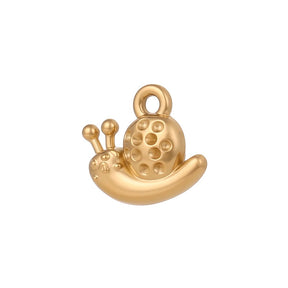 Vandfaste Snegle Vedhæng – 14K Forgyldt Stål (8x10mm) 1 Stk - Uniq Perler - 124254