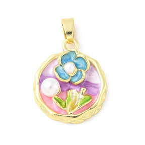 Pendant With Flower Details, 18K Gold-plated, (23.5x20mm) - Uniq Perler - 114721