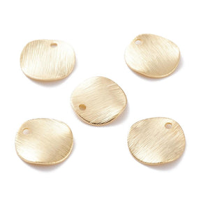 Auction N......Round Pendant in Brass – With Structured Surface (10x1mm, 10 pcs) - Uniq Perler - 0000007090