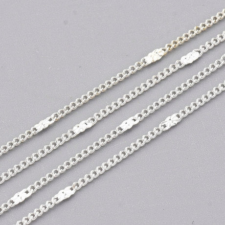 Forsølvet Kæde Med Flot Mønster, 1,2x1x0,3mm - Uniq Perler - 363010