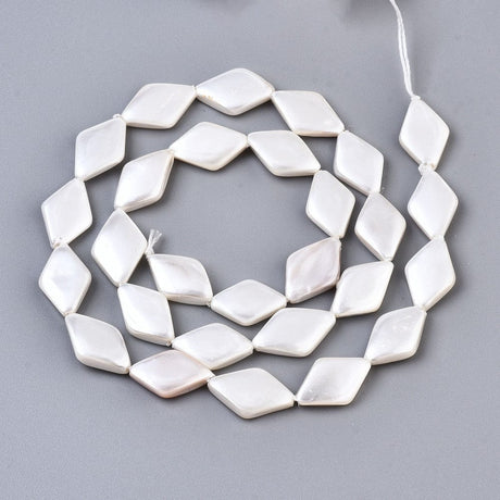 Harlekin Shell Perler, Blank Hvid, 13x9mm - Uniq Perler - 102894