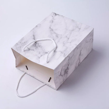 Hvide Marmoreret Gaveposer (21x15x8cm), 12 Stk - Uniq Perler - 13466