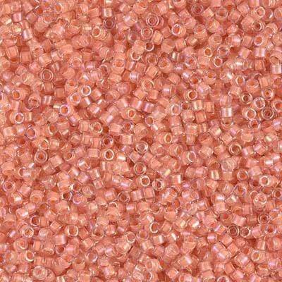 Miyuki Delica Perler, DB 0068, Peach Lined Crystal Luster, 11/0 - Uniq Perler - 0000002447