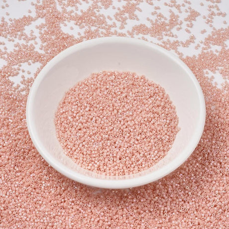 Miyuki Delica Perler, DB 1503, Opaque Light Salmon, 11/0 - Uniq Perler - 4688411