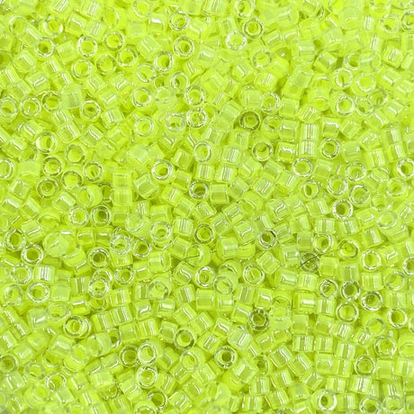 Miyuki Delica Perler, DB 2031, Luminius Limonade 11/0 - Uniq Perler - 0000008914
