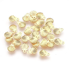 Muschel Anhänger - 18K Vergoldet Stahl (7,5x5,5mm), 10 Stück - Uniq Perler - 764528