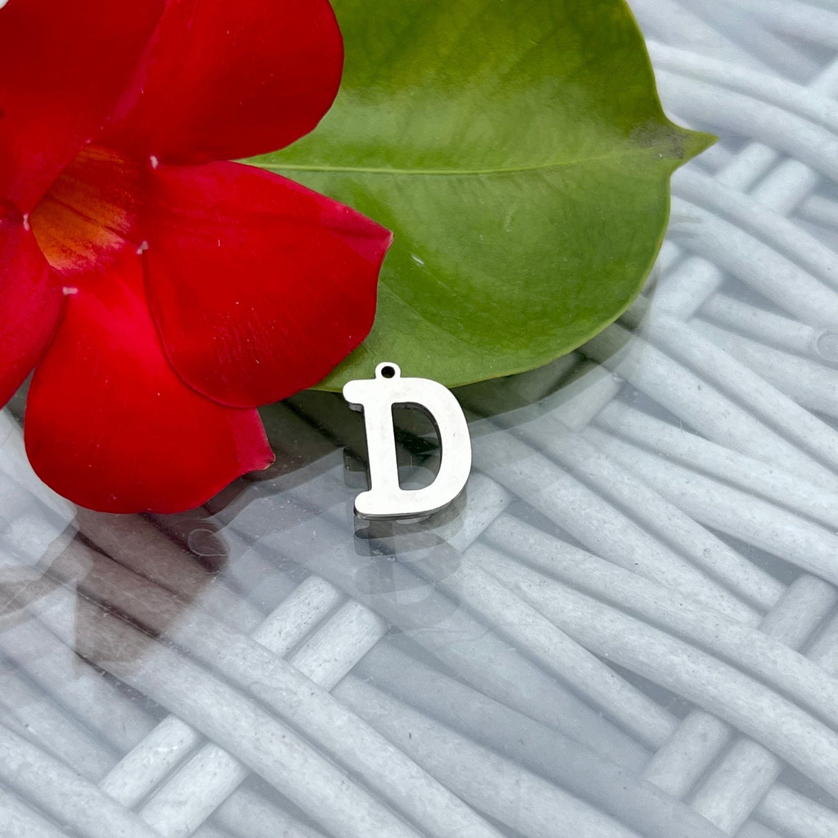 Smukke Stål Bogstaver Til Evt. Halskæde Vedhæng M.M. - Uniq Perler - 0000011954