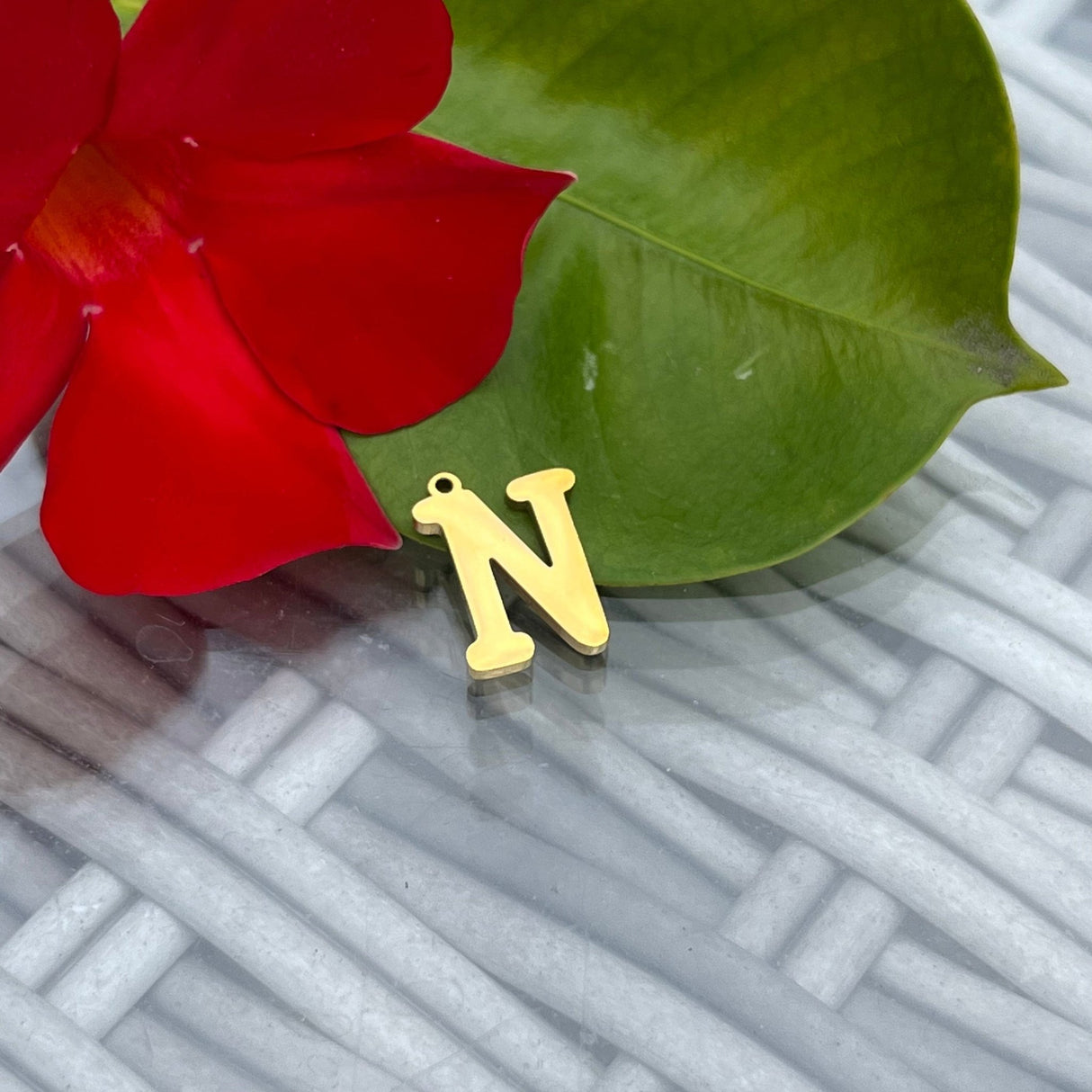 Smukke Stål Bogstaver Til Evt. Halskæde Vedhæng M.M. - Uniq Perler - 0000011973