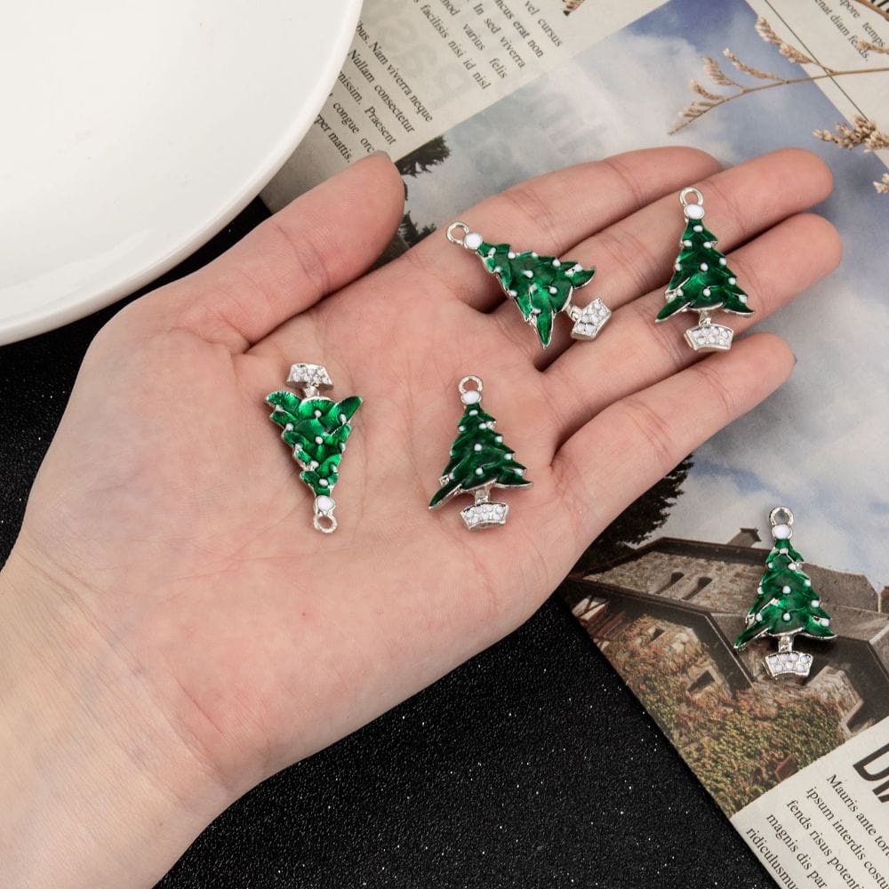 Uniq Perler vedhæng Grønt juletræ med rhinsten