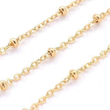 Vandfast Ankerkæde Med Små Perler – Forgyldt Stål (2mm), 1m - Uniq Perler - 5687532